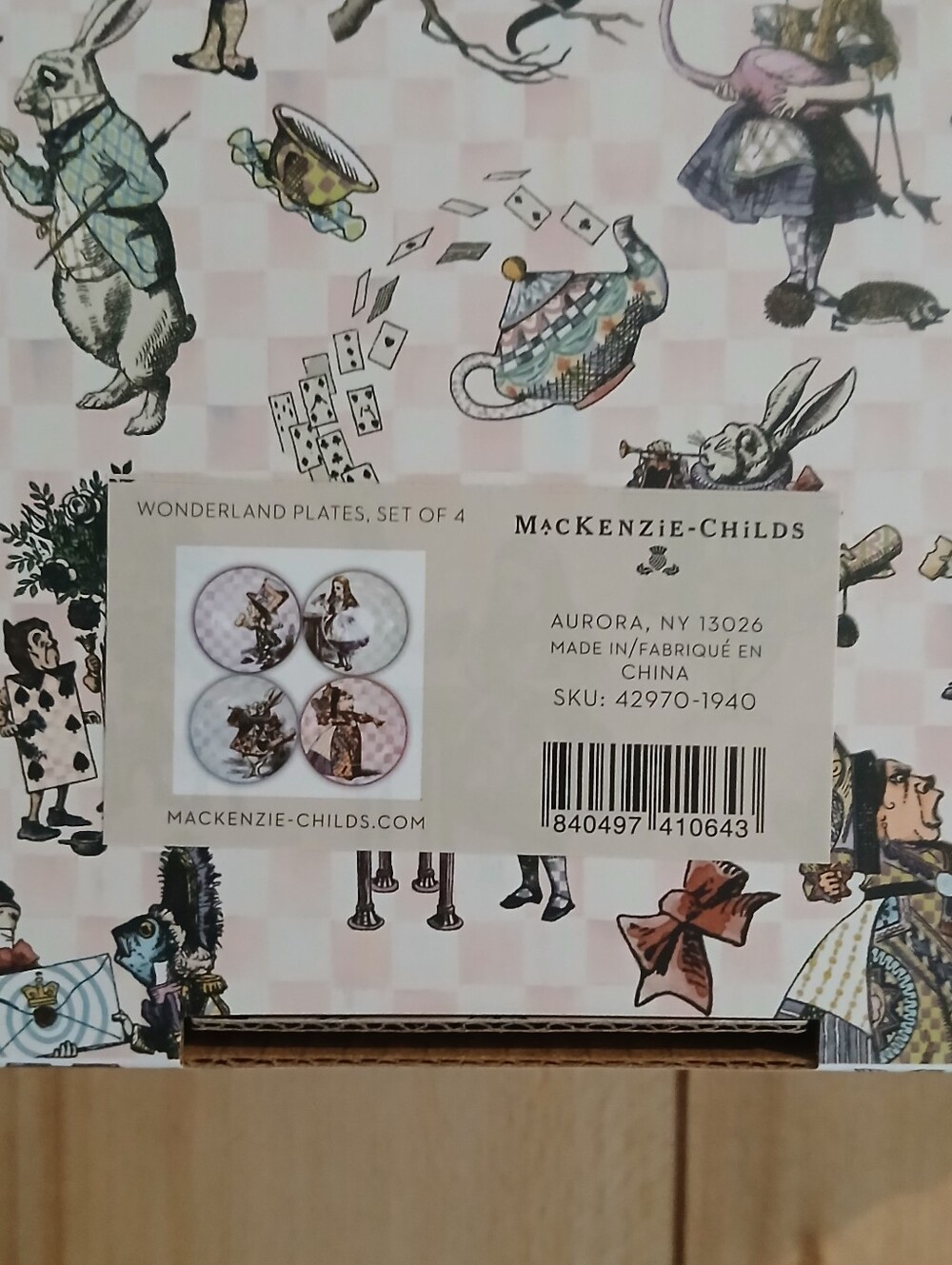 MacKenzie-Childs Pastel Alice in Wonderland Decorative Plate Set - New In Box - Picture 7 of 9